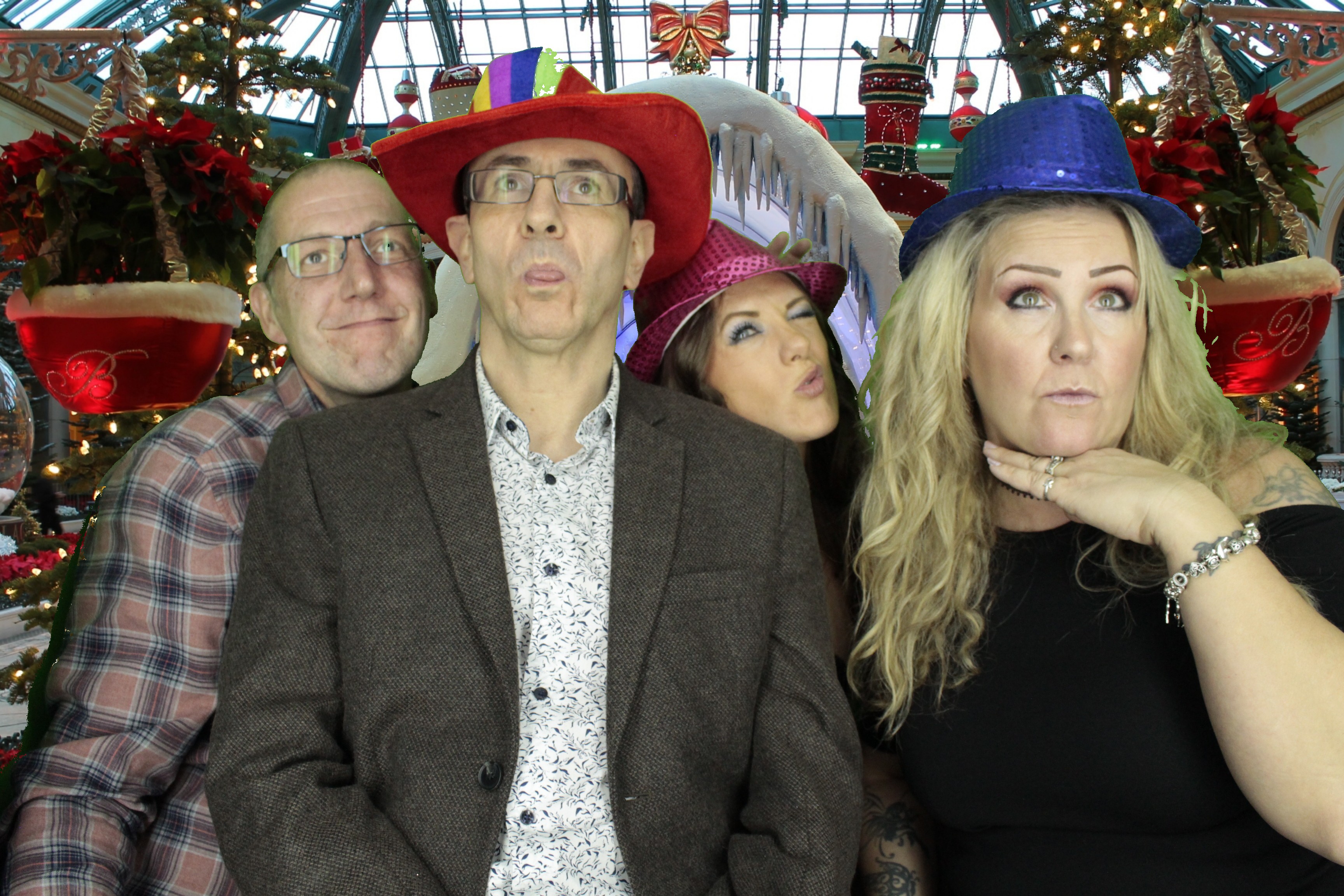 Ocean Network Express Christmas Party 2019 | View more photos from the event at gallery.myphotoboothexperience.co.uk/u/MyPhotoBoothExperienceLtd/Ocean-Network-Express-Christmas-Party-2019